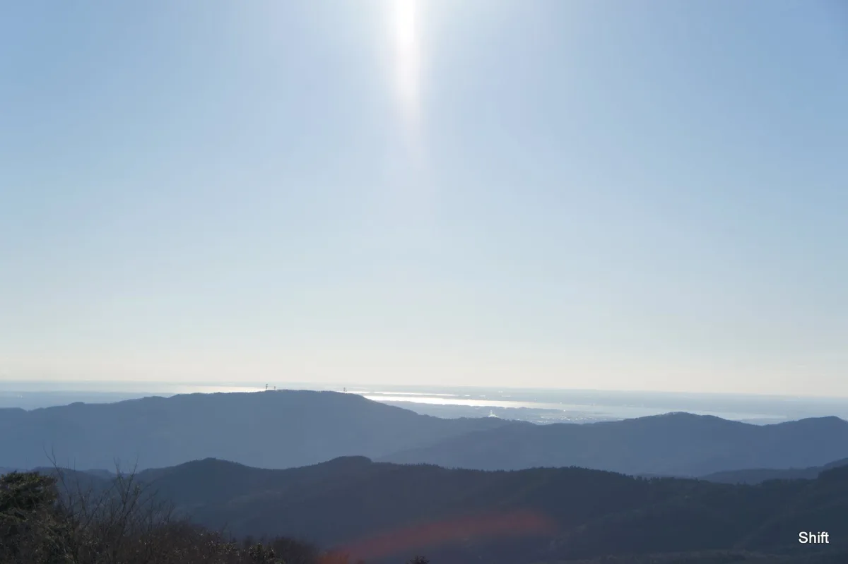 A broad view from Mount Tsukuba across the flat countryside toward Lake Kasumigaura