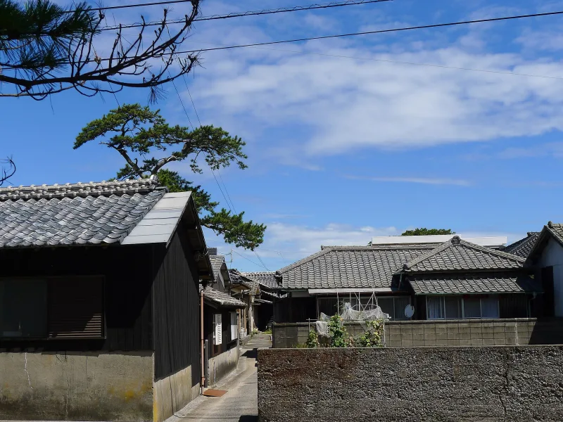 A view of Himeshima's traditional coastal village landscape in Oita Prefecture.
